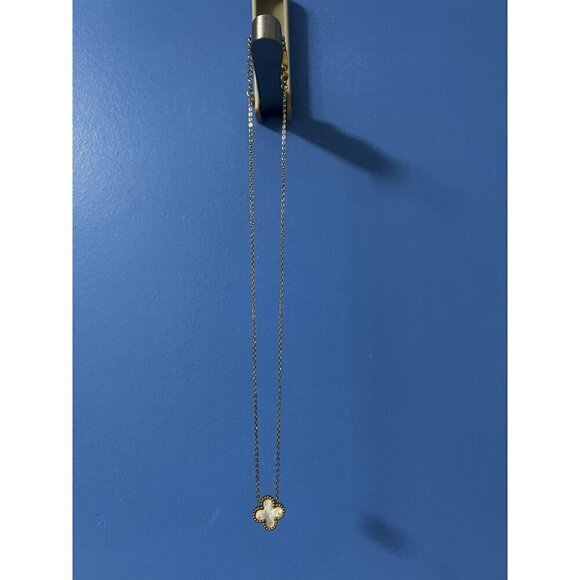 Womens Pendant Necklace Gold plated & White , Irish shamrock, festival, boho, - Picture 2 of 4